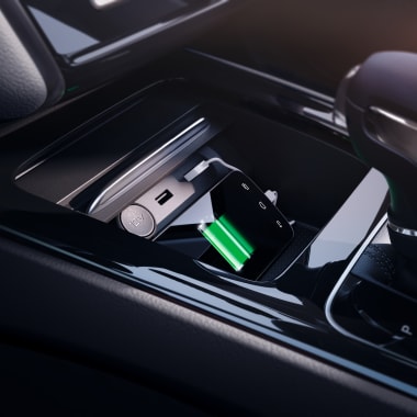 MG5 Black Interior USB Charging