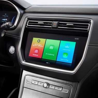 MG RX8 Color Touchscreen